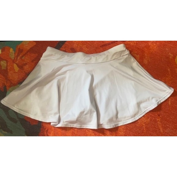 Mini Skort- Size Medium - Picture 1 of 2